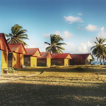San Blas Wild Bed & Breakfast Mamartupo Bagian luar foto