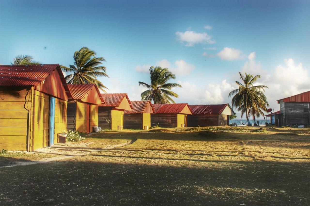 San Blas Wild Bed & Breakfast Mamartupo Bagian luar foto